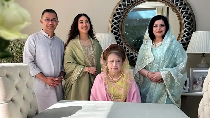দুই পুত্রবধূকে নিয়ে এপ্রিলেই দেশে ফিরছেন খালেদা জিয়া