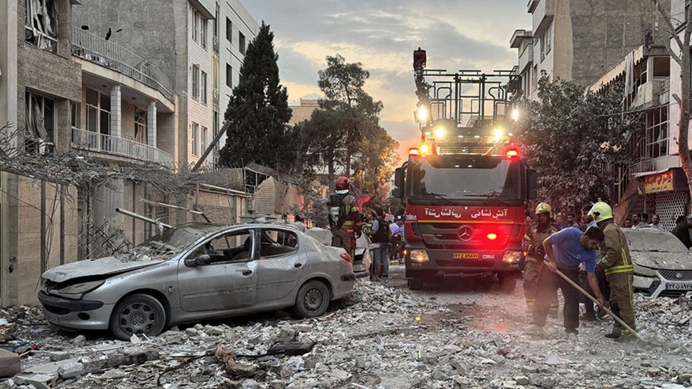 ইসরায়েলের হামলায় তেহরানে নিহত ৬০