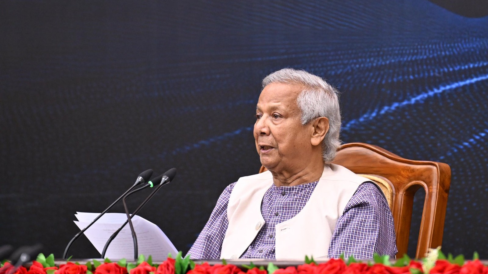 এসএসএফের প্রশিক্ষণ, অস্ত্র ও সরঞ্জাম আধুনিকায়নের প্রক্রিয়া চলছে: প্রধান উপদেষ্টা