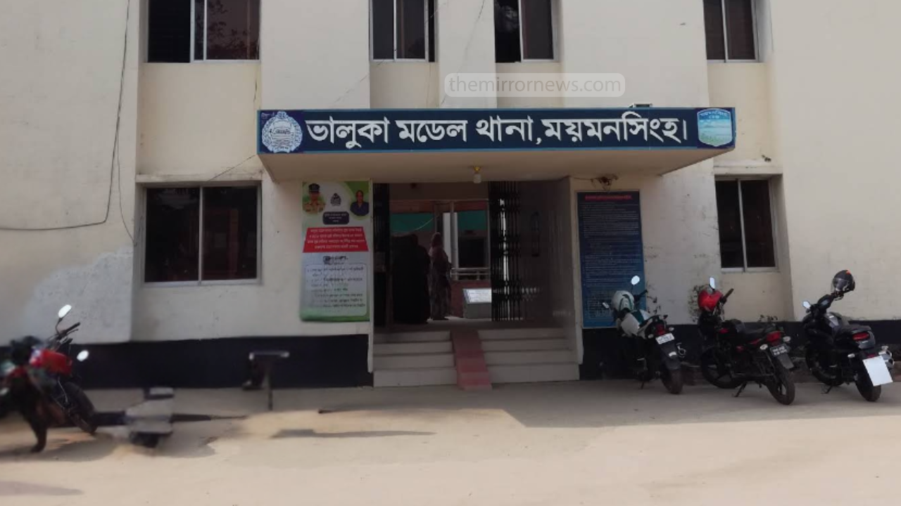 ময়মনসিংহে দুই শিশুসহ মাকে গলা কেটে হত্যা