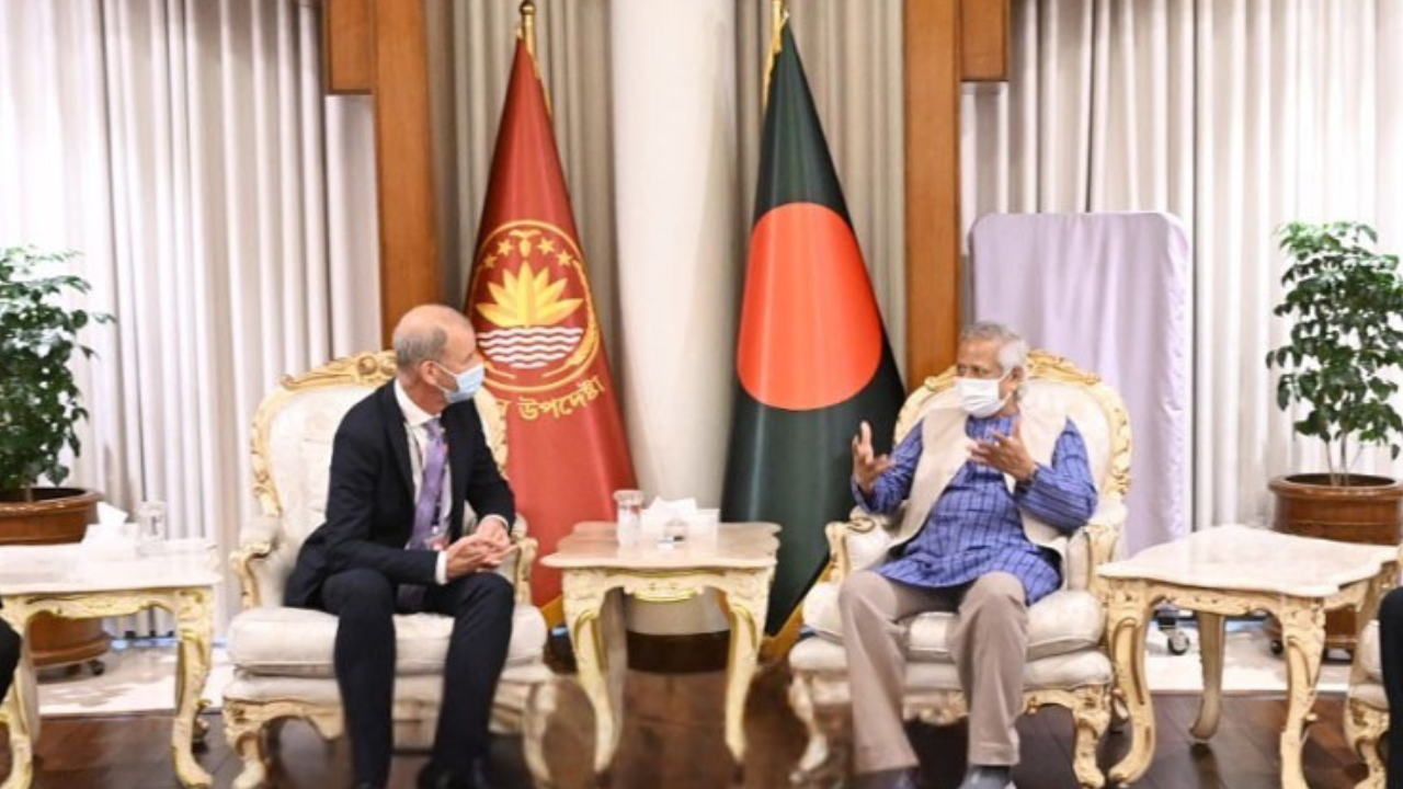 অর্থনৈতিক সংস্কারে প্রধান উপদেষ্টার প্রশংসা