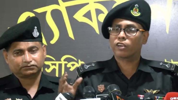 সাংবাদিক তুহিন হত্যার দায় স্বীকার করেছেন গ্রেফতার স্বাধীন