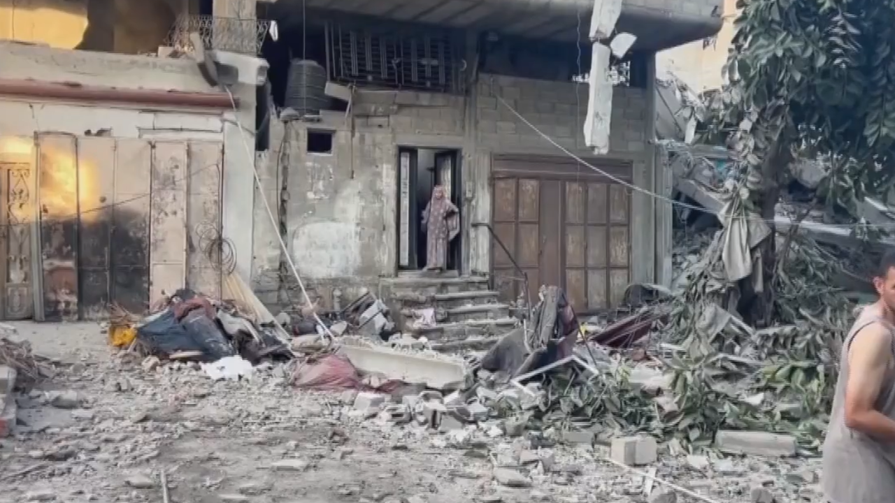 গাজায় অনাহারে ১১ জনের মৃত্যু, সাহায্য নিতে যাওয়া ২১ জন নিহত