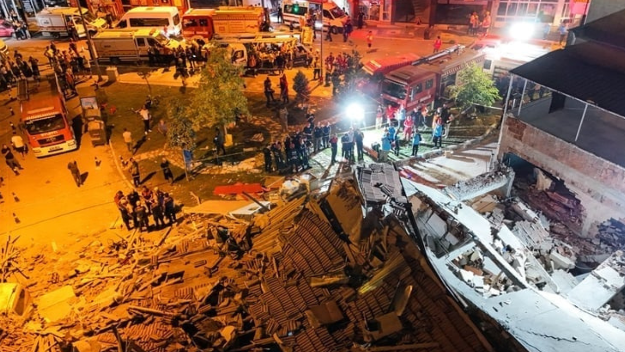 তুরস্কে ৬ দশমিক ১ মাত্রার ভূমিকম্পে নিহত ১