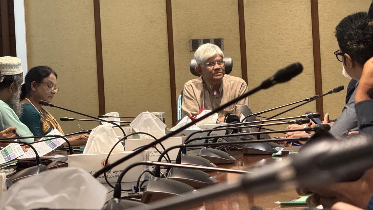 নির্বাচনে থাকছে না ঋণখেলাপিদের অংশগ্রহনের সুযোগ: অর্থ উপদেষ্টা