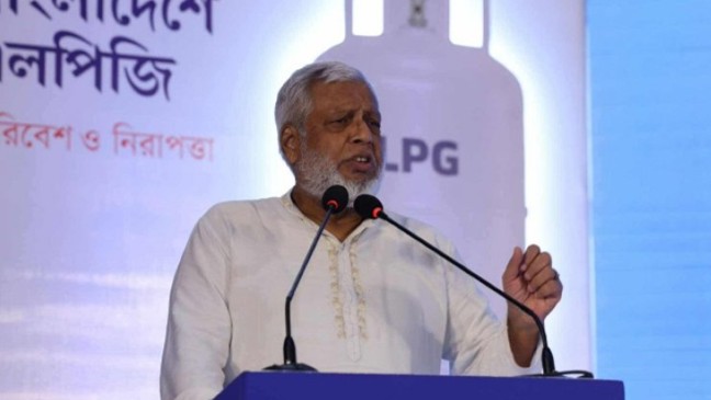এলপিজি সিলিন্ডারের দাম এক হাজার টাকার মধ্যে রাখা উচিত: জ্বালানি উপদেষ্টা