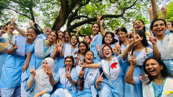 এইচএসসি পরীক্ষায় পাসের হার ৫৮ দশমিক ৮৩ শতাংশ