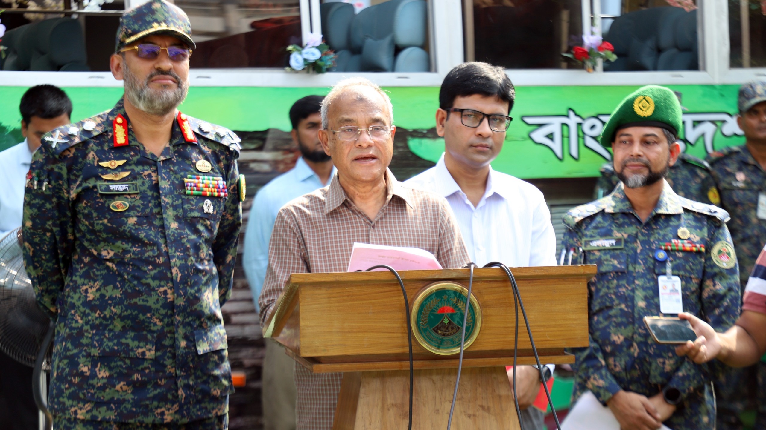 জাতীয় নির্বাচনে সবচেয়ে বেশি নিয়োজিত থাকবে আনসার সদস্যরা: স্বরাষ্ট্র উপদেষ্টা