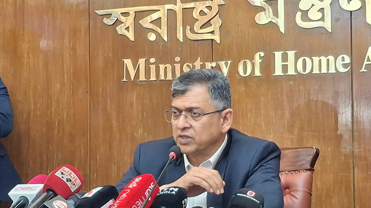 ২৬ মার্চে দেশব্যাপী কোনো আলোকসজ্জা নয় : স্বরাষ্ট্রমন্ত্রী