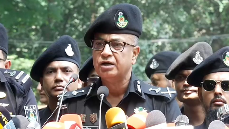 নববর্ষ ঘিরে জোরদার নিরাপত্তা ব্যবস্থা