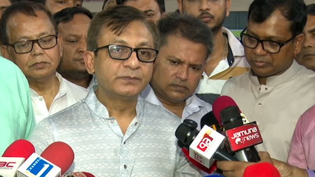 চামড়া শিল্পে বিলিয়ন ডলারের রফতানির আশা বাণিজ্যমন্ত্রীর