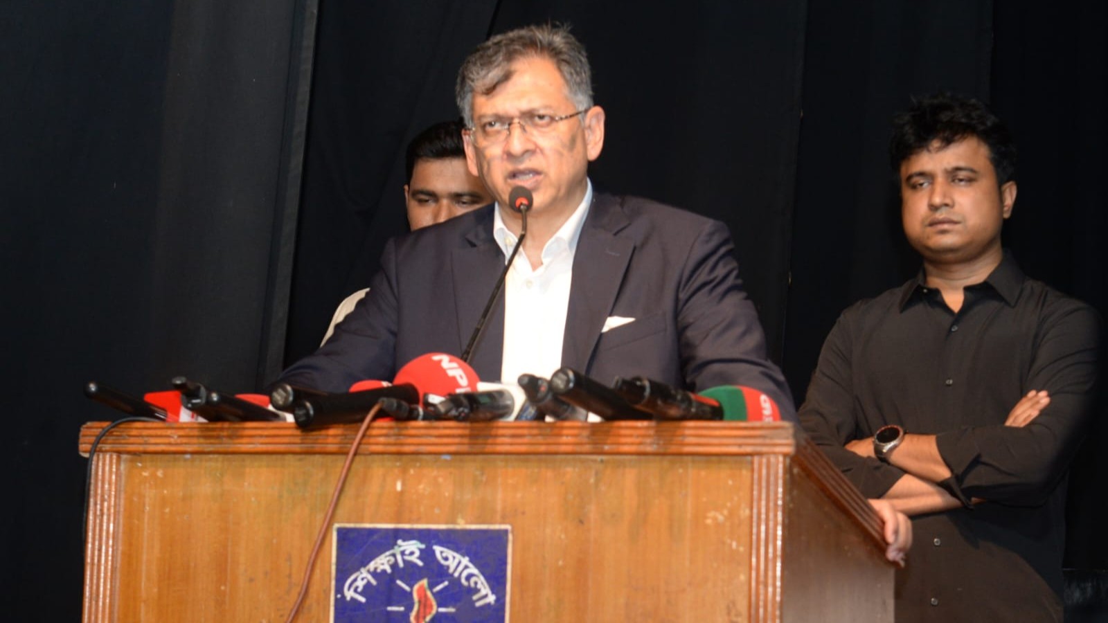 আইনানুগ প্রক্রিয়ায় আওয়ামী লীগের বিচার হবে: স্বরাষ্ট্রমন্ত্রী