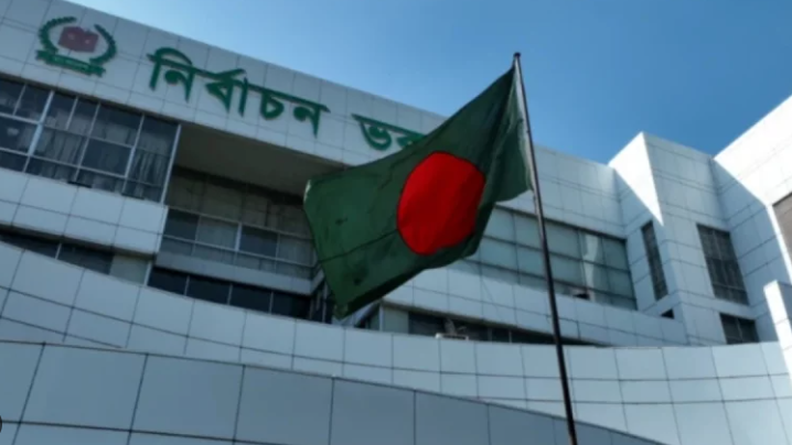 স্থানীয় সরকার নির্বাচনে অংশ নিতে পারবেন না এমপিওভুক্ত শিক্ষক, দ্বৈত নাগরিক ও ঋণখেলাপিরা: ইসি