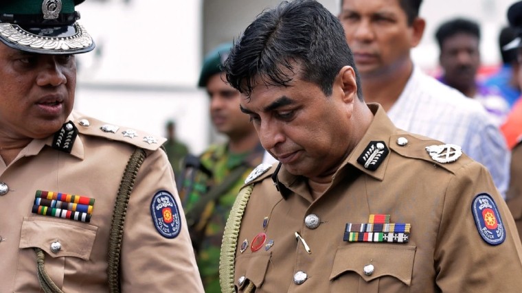 শ্রীলঙ্কার সাবেক পুলিশ প্রধান ও সাবেক প্রতিরক্ষা সচিবের মৃত্যুদণ্ড