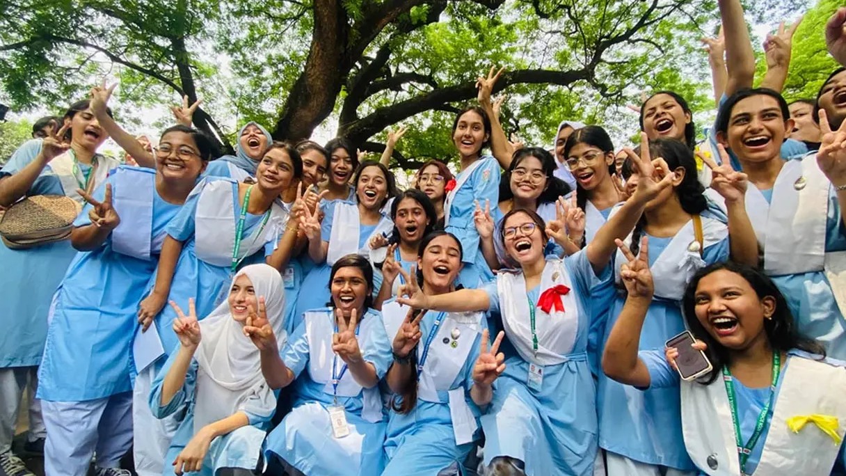 এসএসসি ও সমমানের ফল প্রকাশ, পাসের হার ৬২.২৫