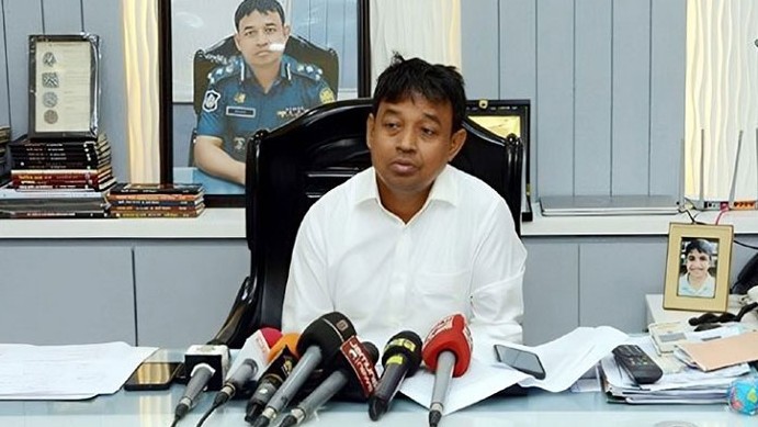 যে কারনে ডিবিপ্রধান হারুনকে সরানোর নির্দেশ দেন শেখ হাসিনা