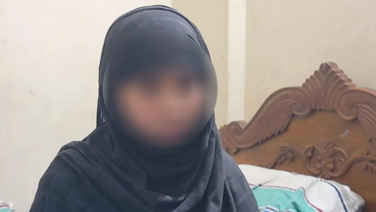 স্বামীর গোপনাঙ্গ কেটে দেয়ার অভিযোগে স্ত্রী গ্রেপ্তার