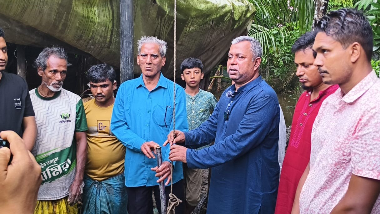 বাউফলে দীর্ঘদিন পর দূর হলো সুপেয় পানির সংকট