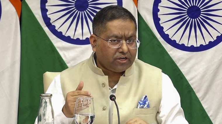 বাংলাদেশের সঙ্গে সম্পর্ক আরও গঠনমূলক ও ইতিবাচক করতে চায় ভারত