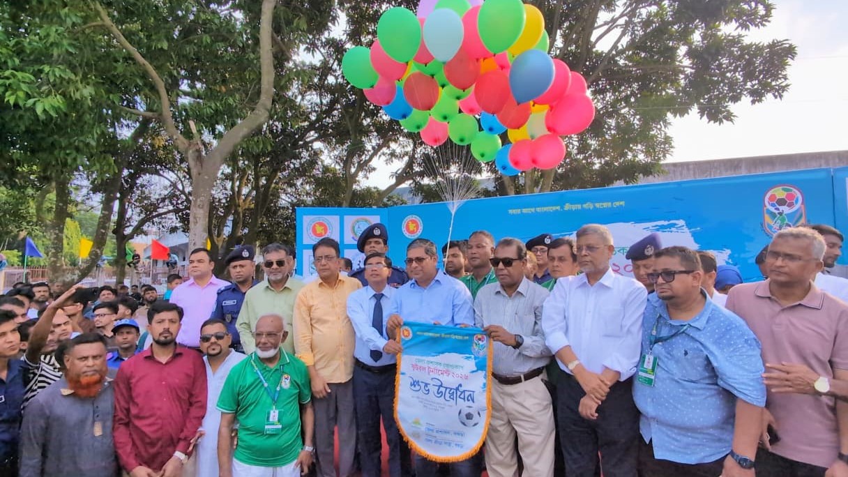 তারুণ্যনির্ভর বাংলাদেশ গড়তে খেলাধুলাই প্রধান হাতিয়ার: মীর শাহে আলম: প্রতিমন্ত্রী