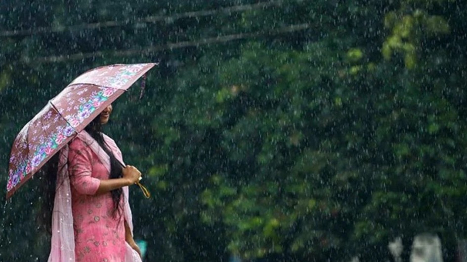 দেশজুড়ে বৃষ্টির আভাস, কমতে পারে তাপমাত্রা