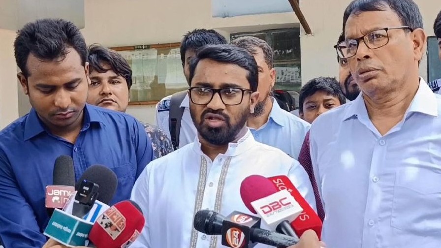  পলাতকদের ফেরত দিলে প্রধানমন্ত্রীর ভারত সফর হতে পারে: রাশেদ খাঁন