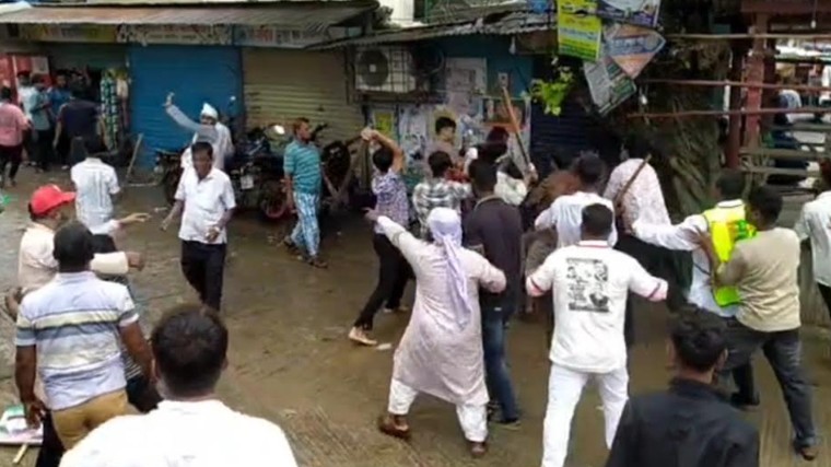 বিএনপির প্রতিষ্ঠাবার্ষিকীতে দুই গ্রুপের সংঘর্ষ, ওসিসহ আহত ১০