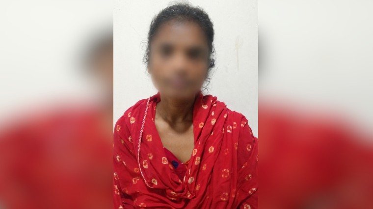 স্বামীকে ইট দিয়ে পিটিয়ে হত্যা, ৯৯৯-এ ফোন করে আত্মসমর্পণ
