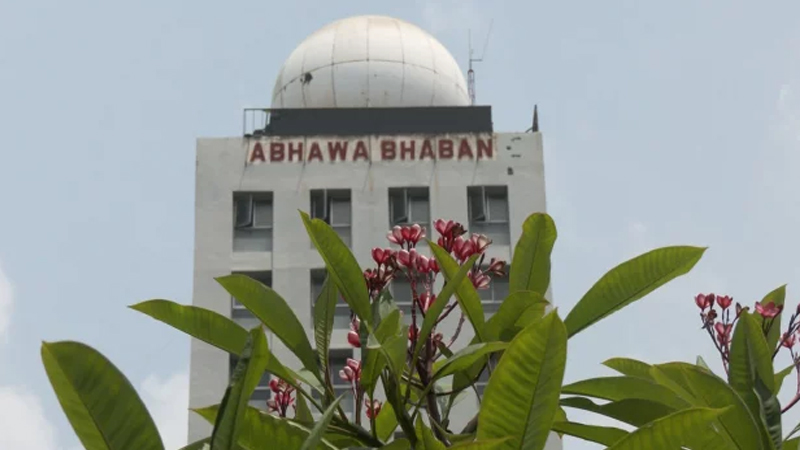ঢাকাসহ আট বিভাগে বৃষ্টি-বজ্রবৃষ্টির সম্ভাবনা