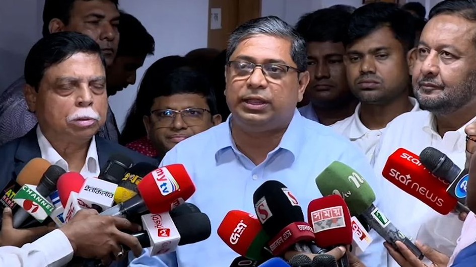 বছরে ১২ হাজার বাংলাদেশির ইতালি যাওয়ার সুযোগ রয়েছে: প্রতিমন্ত্রী