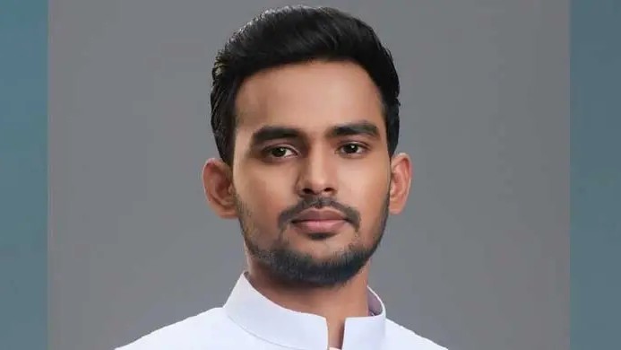 ঢাকা উত্তরের ভোটার হলেন এনসিপির আসিফ মাহমুদ