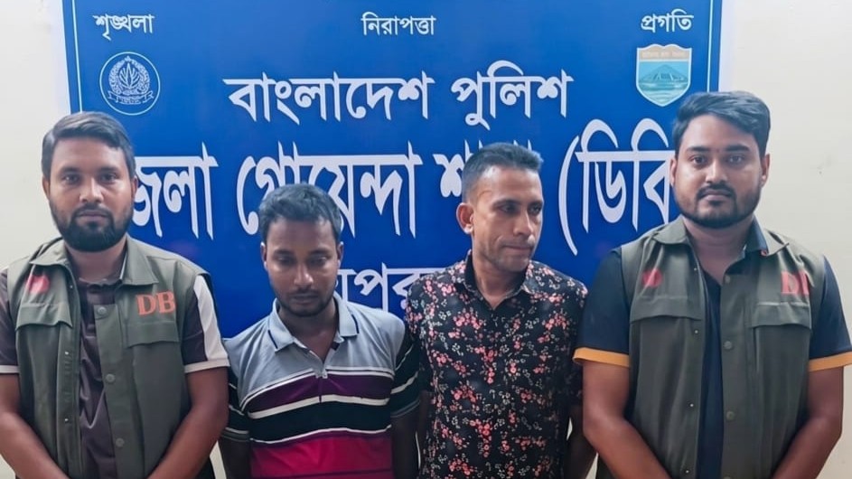জয়পুরহাটে ১০০ পিস ট্যাপেন্টাডলসহ গ্রেপ্তার ২