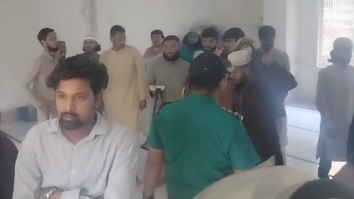 ঢাকার তেজগাঁও কলেজ এলাকায় গোপন বৈঠক, জঙ্গি সন্দেহে আটক ২৩