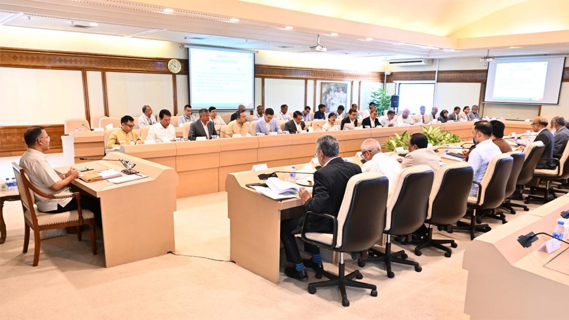 সব মন্ত্রণালয়ের প্রশিক্ষণে এবার অভিন্ন সিলেবাস, প্রধানমন্ত্রীর নির্দেশ