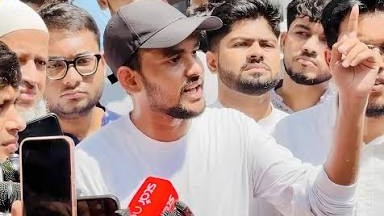 রাড্ডা স্বাস্থ্যকেন্দ্রে হামলা-লুটপাট, ‘দখল করতে দেয়া হবে না’: আসিফ মাহমুদ