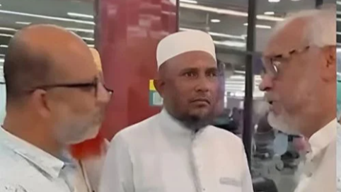 বিমানবন্দরে বিশৃঙ্খলার মামলায় অবসরপ্রাপ্ত মেজর আখতারুজ্জামান গ্রেপ্তার