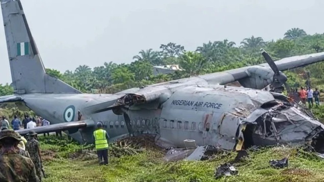 নাইজেরিয়ায় সামরিক বিমান বিধ্বস্ত, ৩২ আরোহীর সবাই নিহত