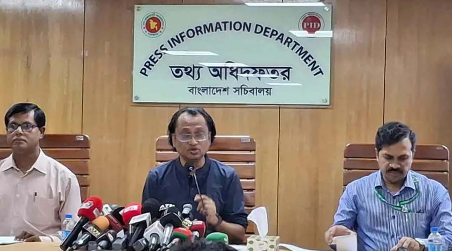 এলপিজি নির্ধারিত দামে বিক্রি নিশ্চিত করতে ডিসিদের নির্দেশ