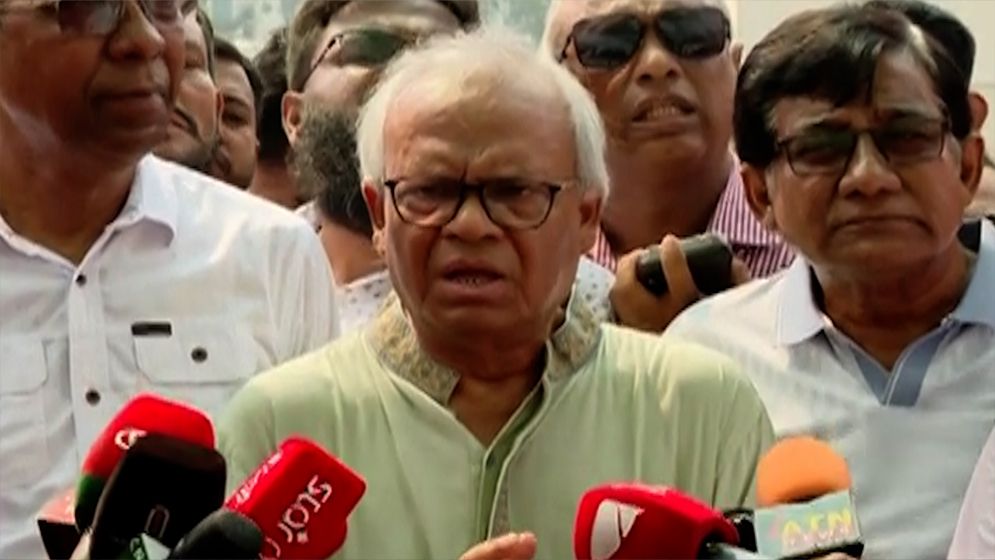 সড়কে চাঁদাবাজি নিয়ন্ত্রণে নতুন কমিটি, পরিবহন খাতে মাফিয়াবৃত্তির অবসান হবে: রিজভী