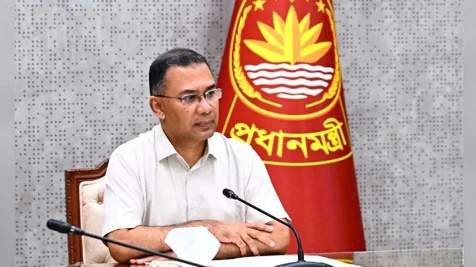 ঢাকার গণপরিবহন ব্যবস্থাপনা নিয়ে প্রধানমন্ত্রীর বৈঠক