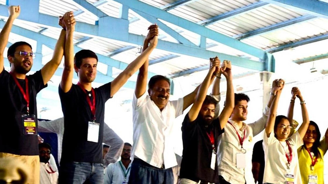 ‘ভোট চোর গদ্দি ছোড়’, জ্ঞানেশ কুমারের পদত্যাগ চাইলেন ধ্রুব রাঠি