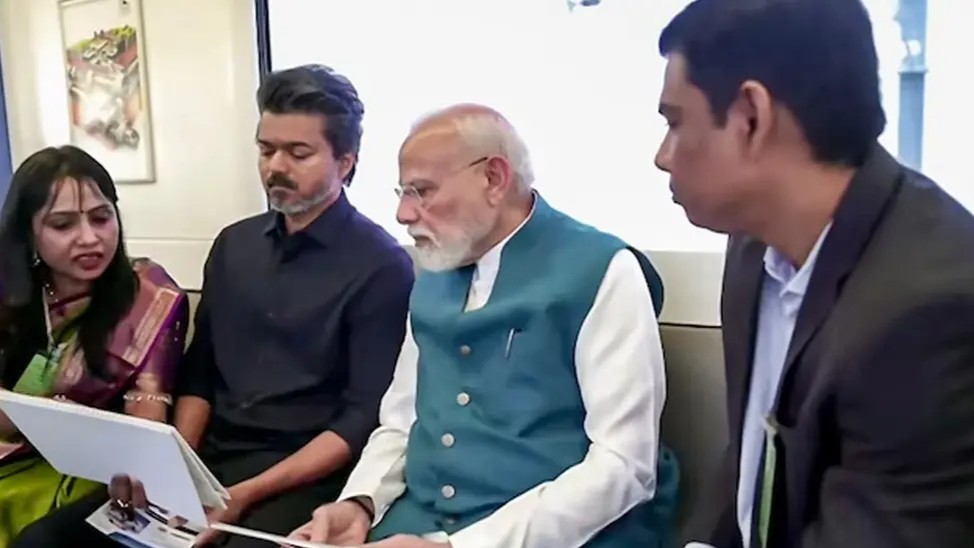 আন্দোলনে উত্তাল দিল্লি, চেন্নাইয়ে মেট্রো উদ্বোধনে মোদি