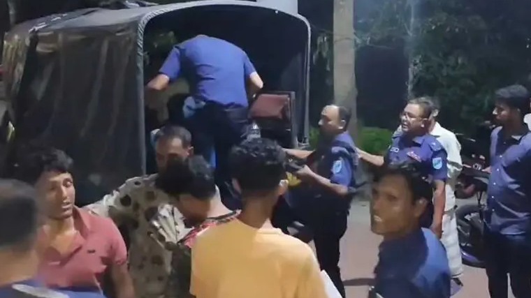 পুলিশের ওপর হামলার ঘটনায় গোপালগঞ্জে মামলা, গ্রেপ্তার ৭