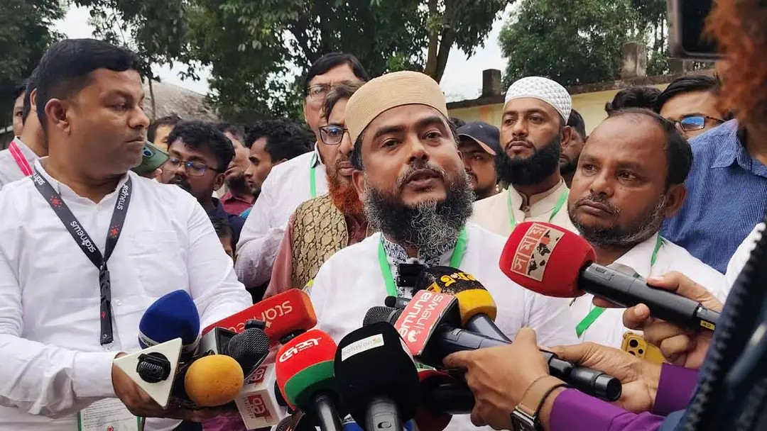 ‘ভোট বর্জন নয়, নিরপেক্ষ নির্বাচন চেয়েছি’: দেলাওয়ার হোসেন