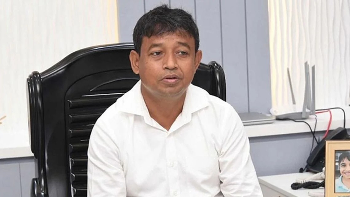 ডিবির সাবেক অতিরিক্ত কমিশনার হারুন-অর-রশিদ বরখাস্ত