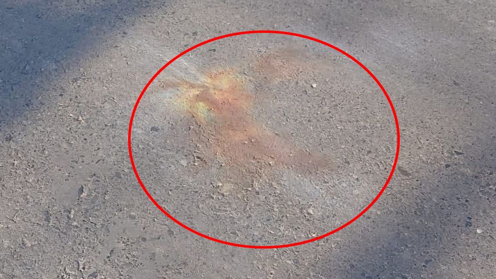 খুলনায় ১১ দলের গাড়িবহরের সামনে পরপর দুই ককটেল বিস্ফোরণ